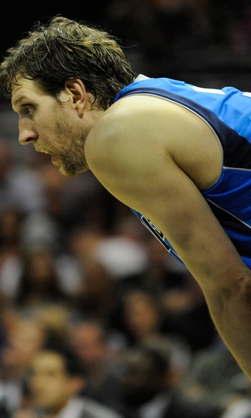 Mavs have no answers in blowout loss to Spurs